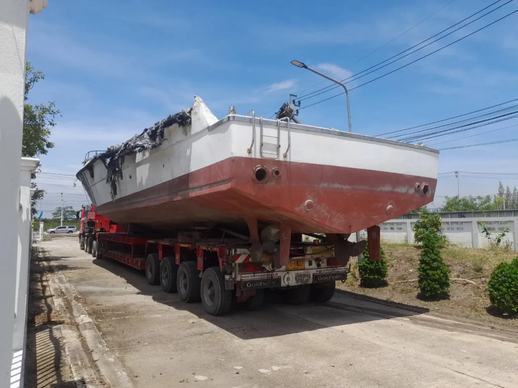 หัวหินรับขนย้ายเรือข้ามประเทศ